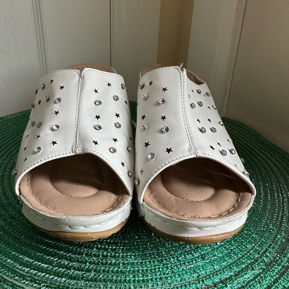 Atalina White Star Rhinestone Platform Wedge - Picture 8 of 12